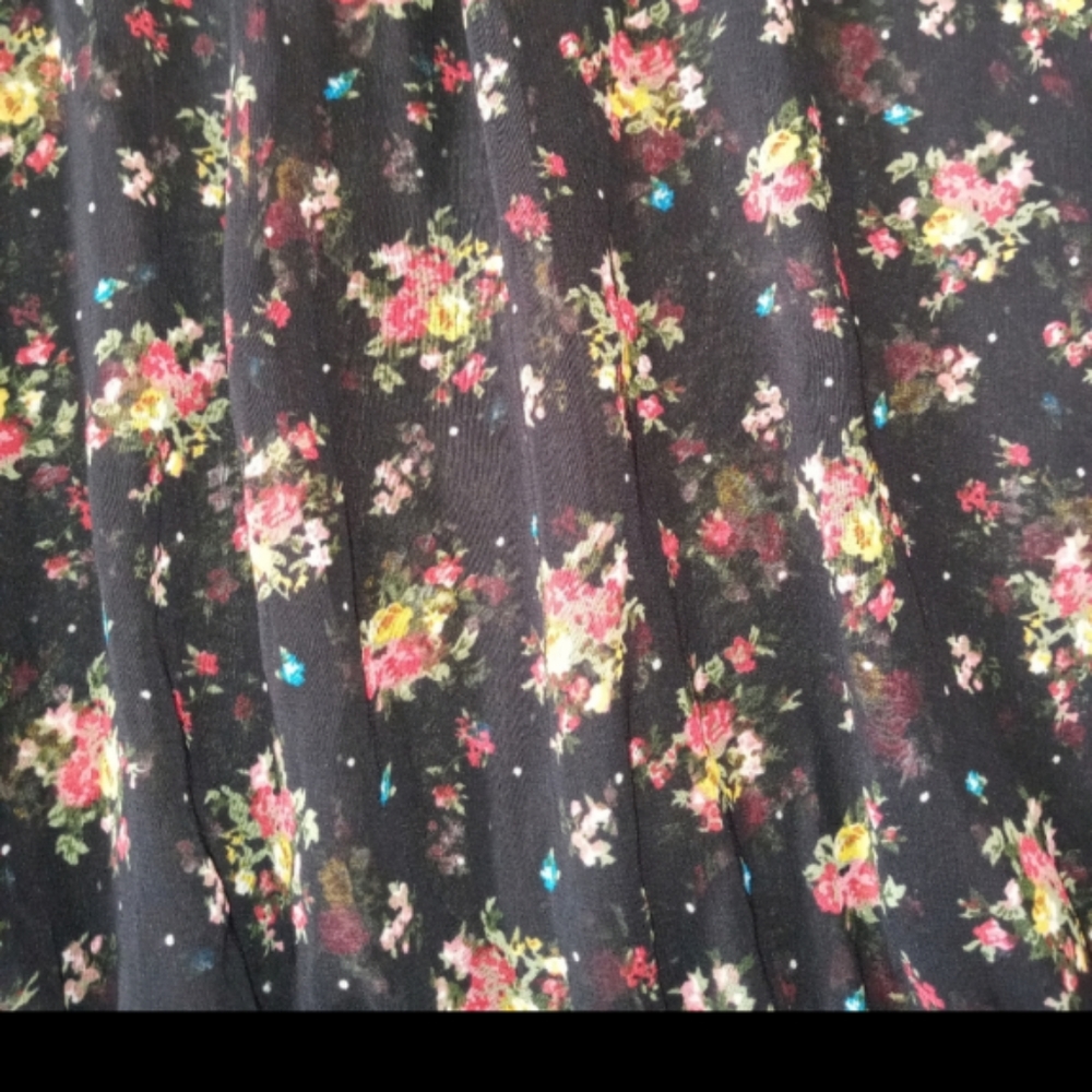 Plus Size Roommates Off Shoulder Sheer Floral Top - Picture 3 of 3